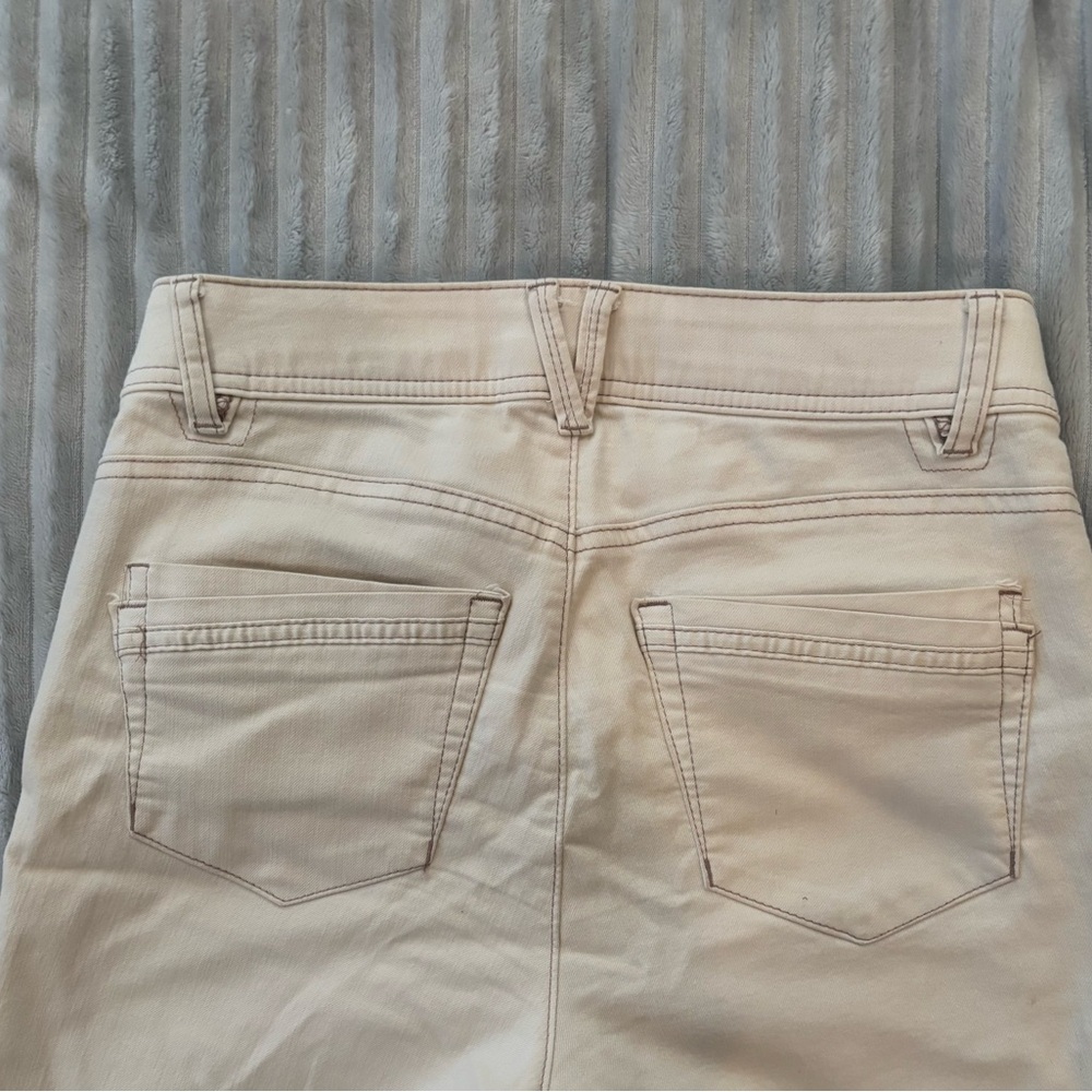 EUC Women's Democracy Cream Jeans
“Ab” technology - Picture 9 of 11